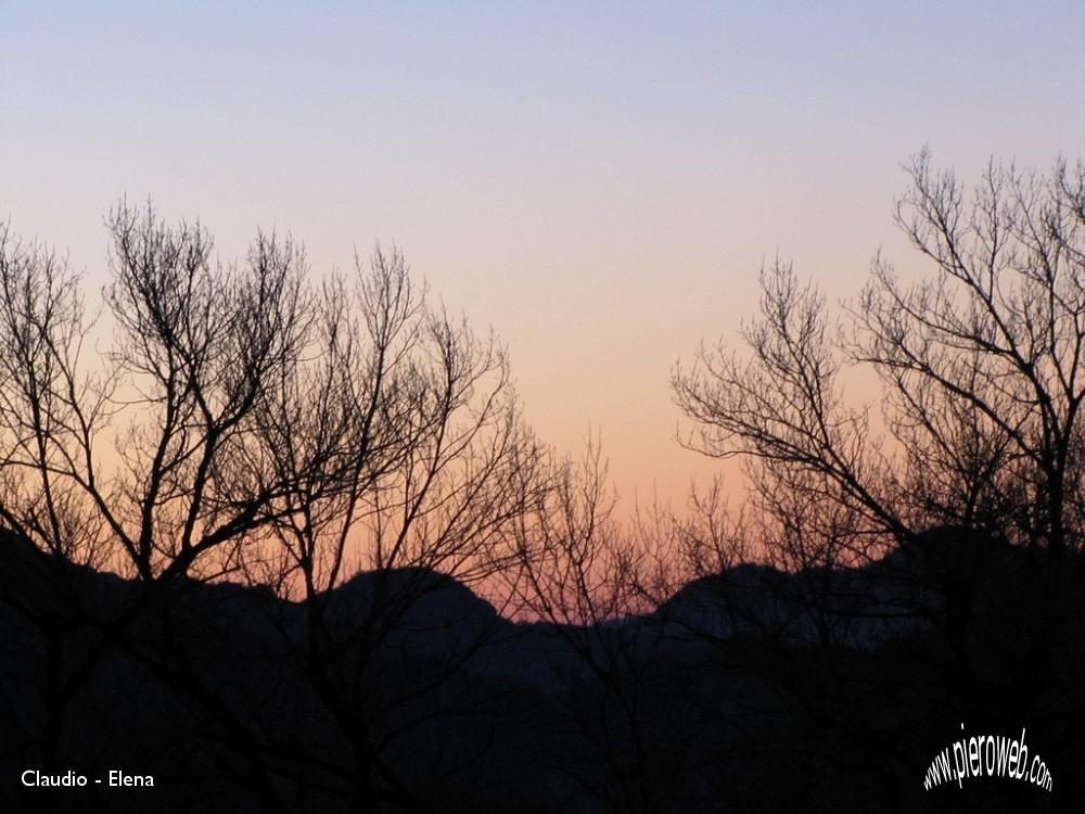 03 Il cielo diventa rosa.JPG